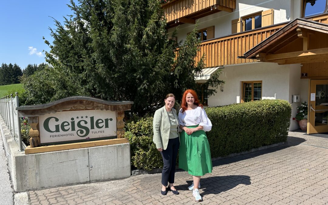 WB-Bezirksobfrau LRin Cornelia Hagele on Tour im östlichen Mittelgebrige